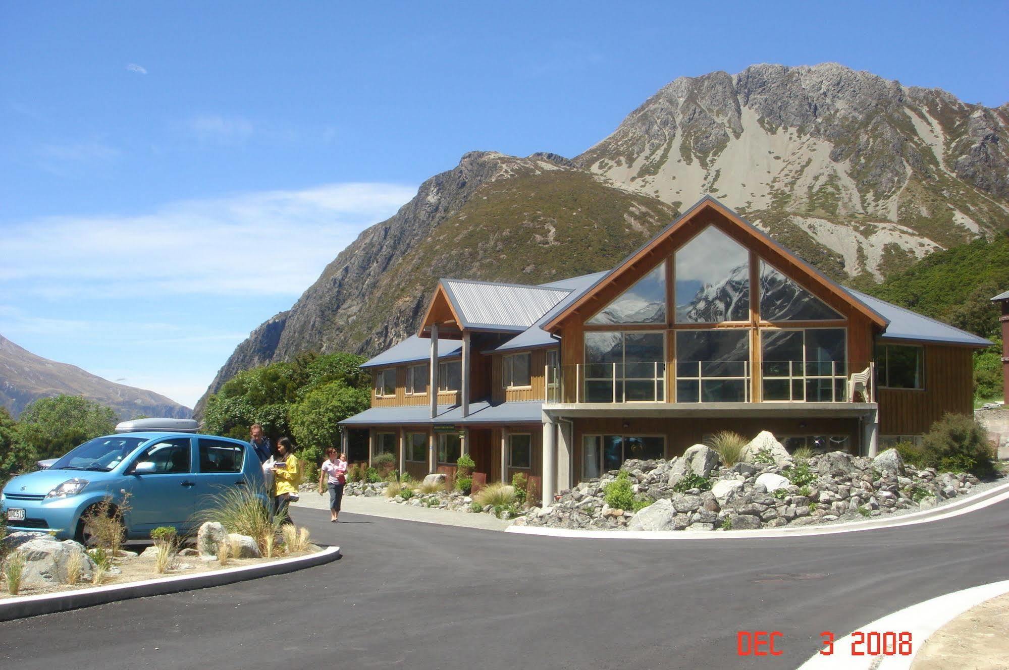 Aoraki Mount Cook Alpine Lodge Экстерьер фото